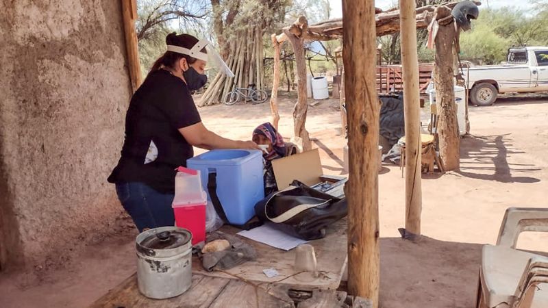 Un total de 271 abuelos se vacunaron en la primera etapa en Tinogasta