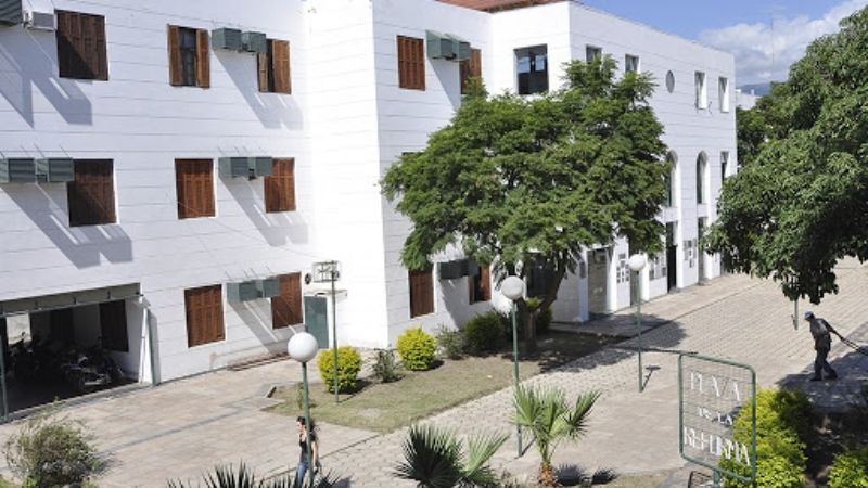 La FACEN continúa con la entrega de diplomas de la Colación de Grado 2020