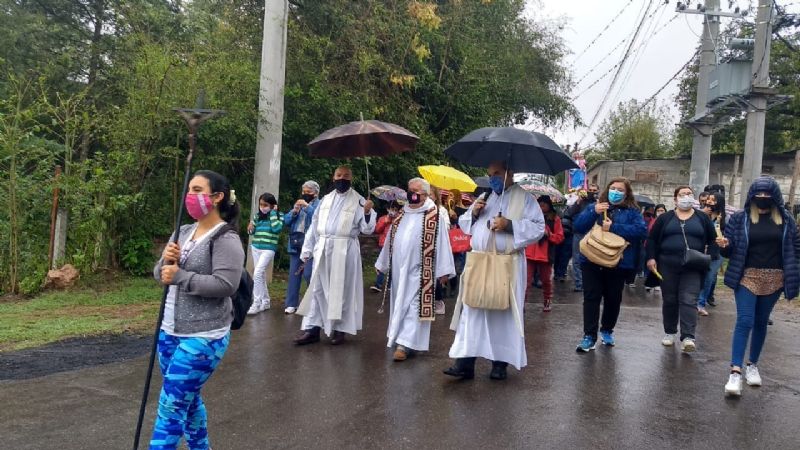 Bajo la lluvia, honraron a la Virgen de la Candelaria