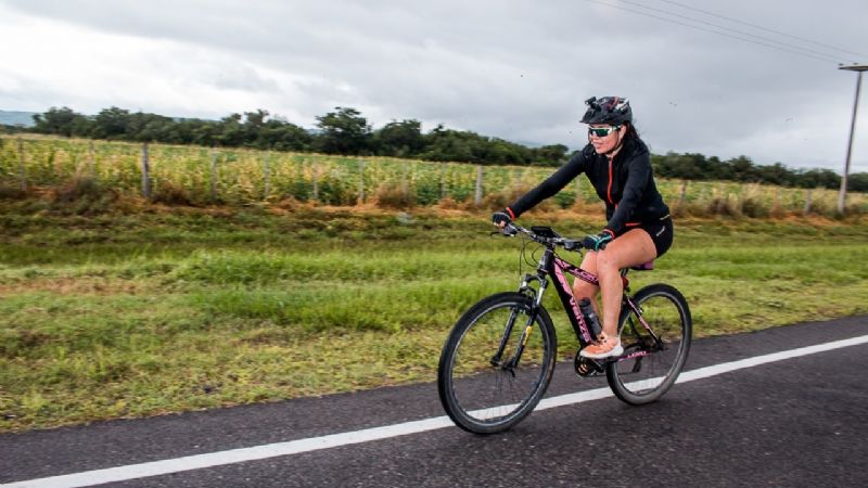 “Bicitantes” invita a descubrir Catamarca montado en una bicicleta