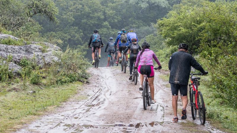 “Bicitantes” invita a descubrir Catamarca montado en una bicicleta