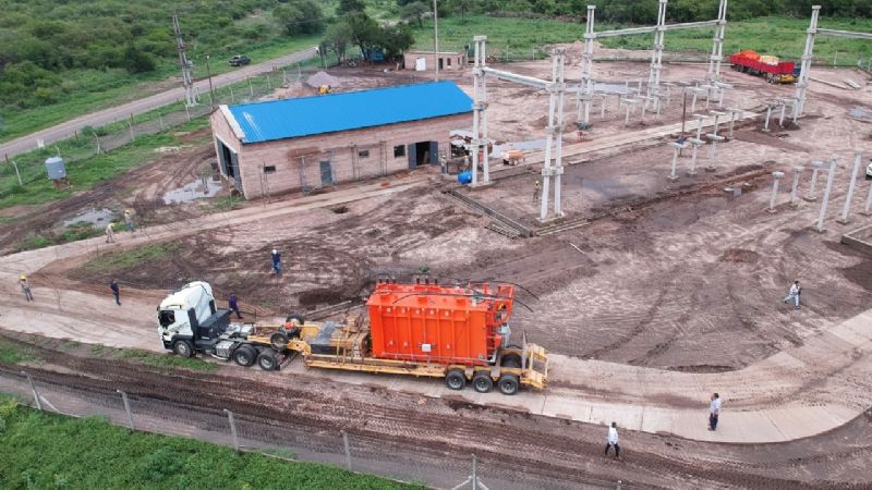 Avanza la obra de energía eléctrica en Las Cañas