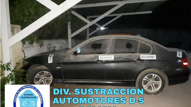 En una playa del centro, secuestran un auto robado en 2018