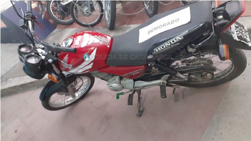 Joven quiso escapar con su moto de un control