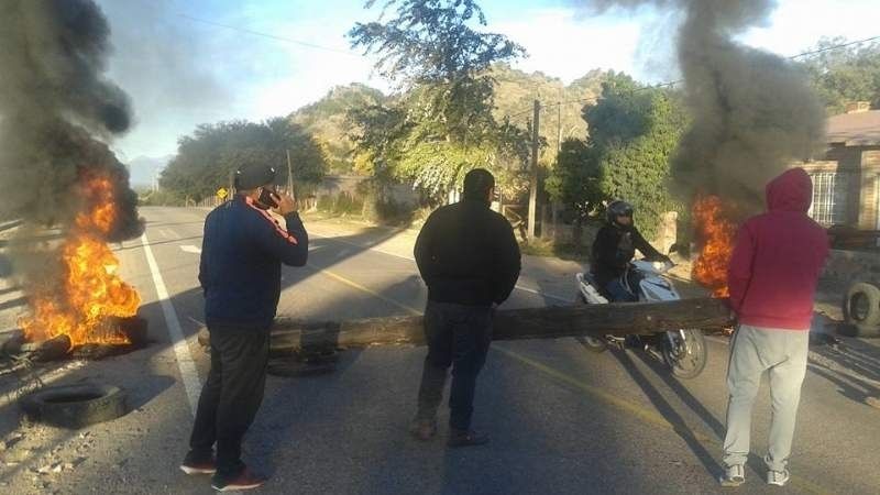 Ruta 40: cada 4 horas se permite el paso en Belén