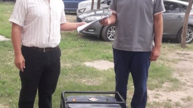 Unidades de frío seguro y tubos de oxígeno para el interior provincial