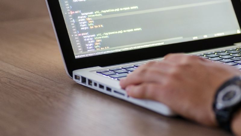 Avanza el programa Full Stack en Catamarca