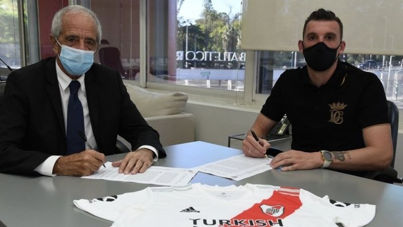 River renovó los contratos de Armani y Montiel