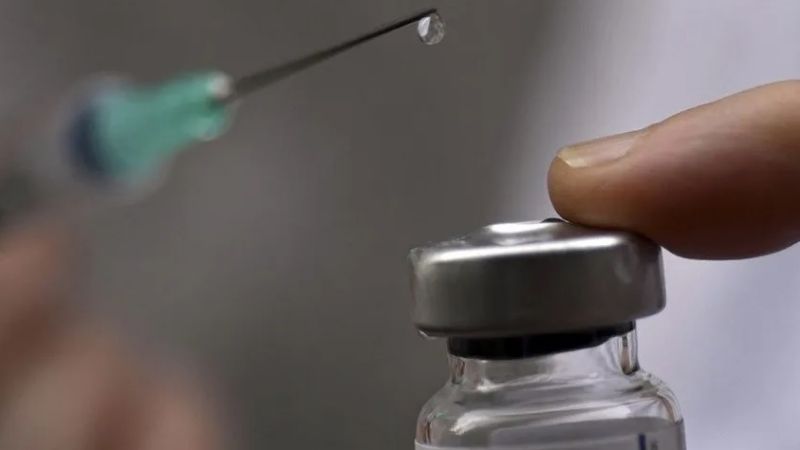 China autorizó el uso de una segunda vacuna contra el coronavirus