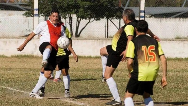 La Liga de Veteranos de Fútbol volverá en etapa “verde”