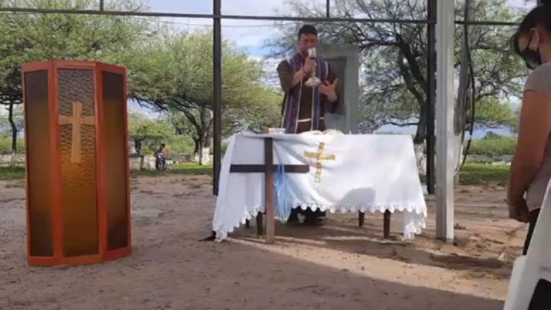 El camino de Esquiú: caminata, oración y misa en El Suncho