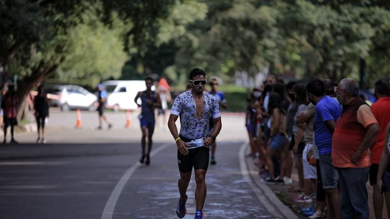 Limina Sutín 2do. y Vergara 6to., en el “tria” de Mendoza