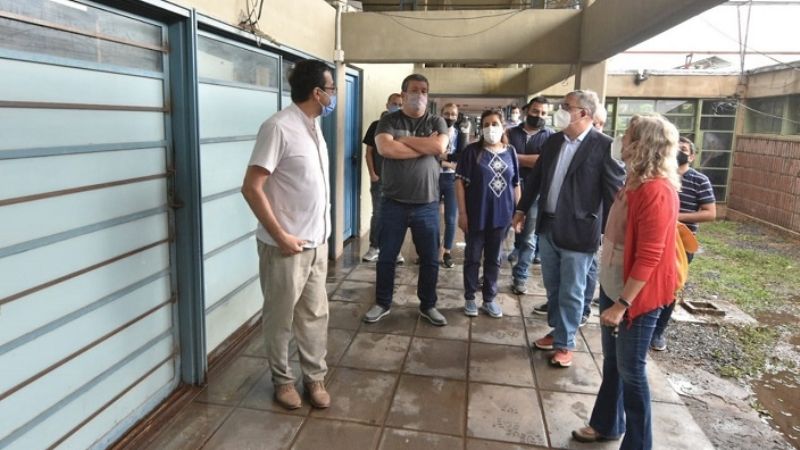 Jalil recorrió el San Juan y anunció un nuevo hospital