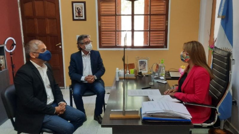 Entregaron beca cultural a las Hilanderas del Abaucán