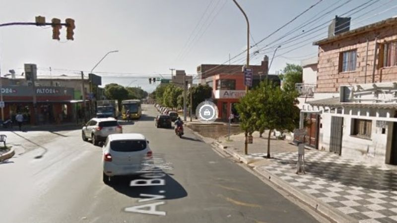 Dos aprehendidos y un demorado por el arrebato de un celular