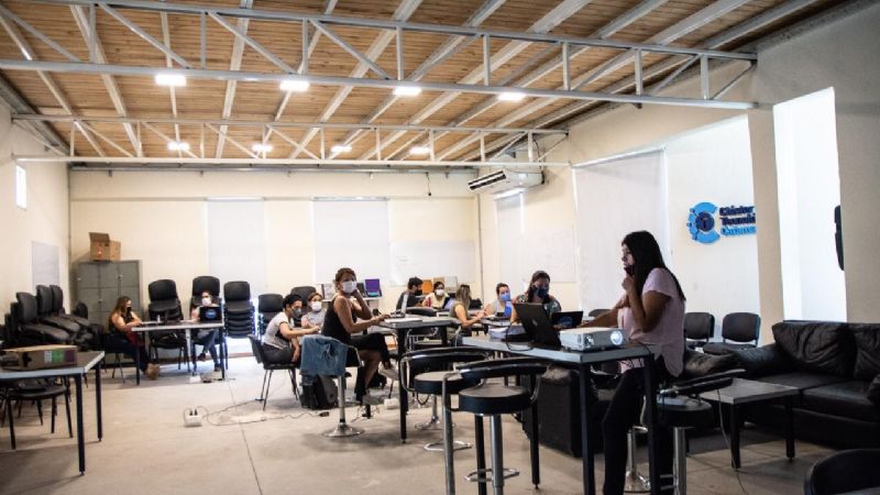 Iniciaron las actividades en el Mes de la Mujer