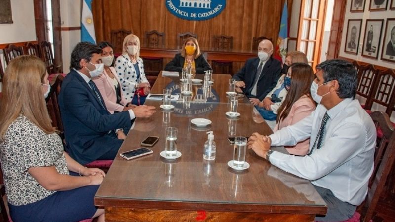 Reunión por la implementación de las pulseras duales