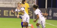 YAMILA RODRÍGUEZ inicia el festejo de su gol, en el triunfo de 