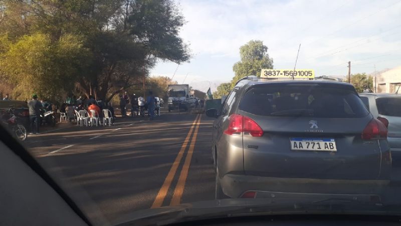 Caótico jueves con varias protestas en el centro y piquetes en rutas
