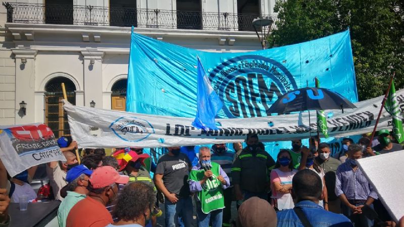 Caótico jueves con varias protestas en el centro y piquetes en rutas