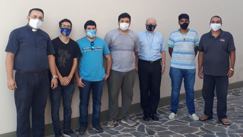 Seminaristas de Catamarca partieron rumbo a Tucumán