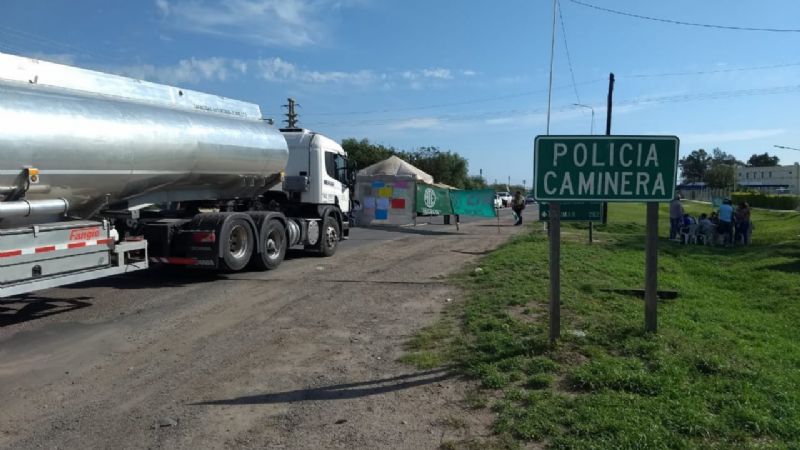 Caótico jueves con varias protestas en el centro y piquetes en rutas
