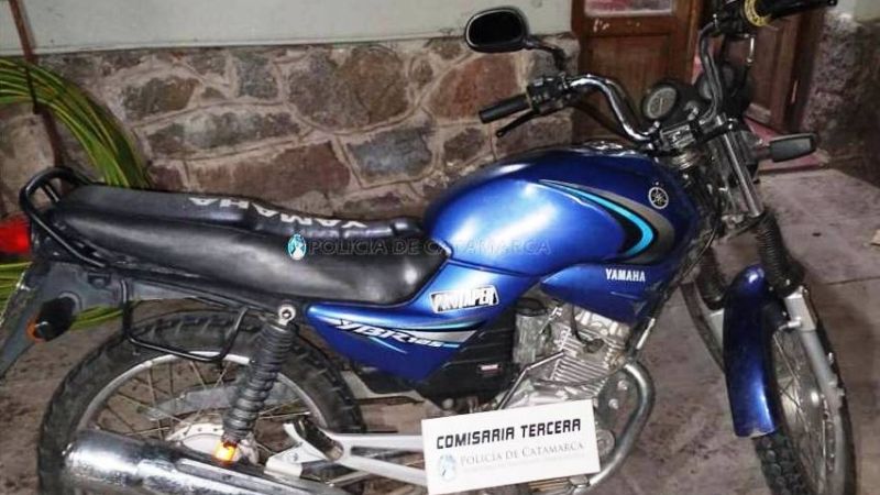 Aprehenden a un joven por circular en una moto robada