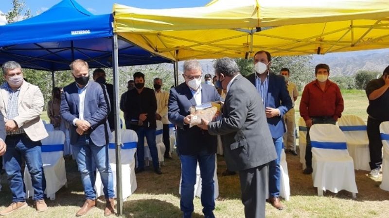 Jalil anunció un puente que unirá Banda Oeste con San José