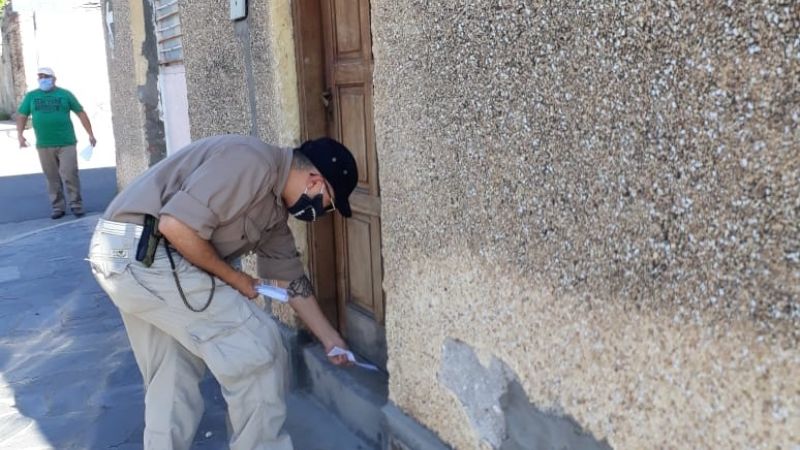 Control focal y descacharrado contra el Dengue