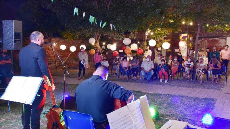 El Mercado de Libros convocó a autores, editoriales y lectores