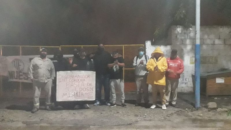 Municipales de Andalgalá toman nuevamente dependencias