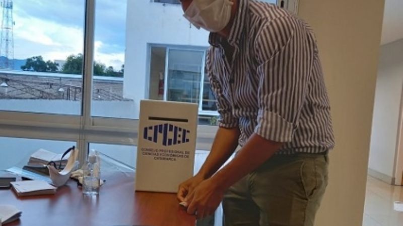 Rueda se impuso en las elecciones del Consejo de Ciencias Económicas