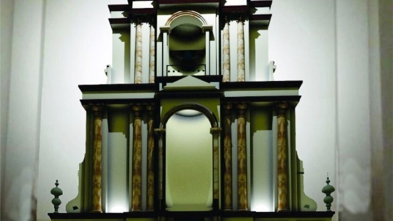 Construyen altar para Esquiú en la Catedral