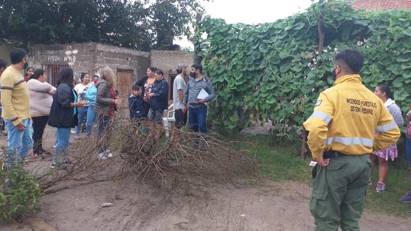 Vecinos cortaron ruta, levantaron el piquete y volvieron con la protesta