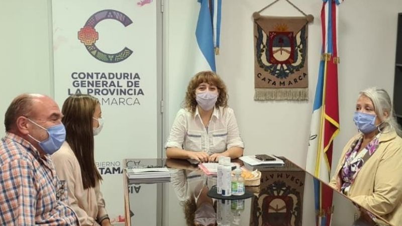 Convenio entre Contaduría General y la Facultad de Ciencias Económicas