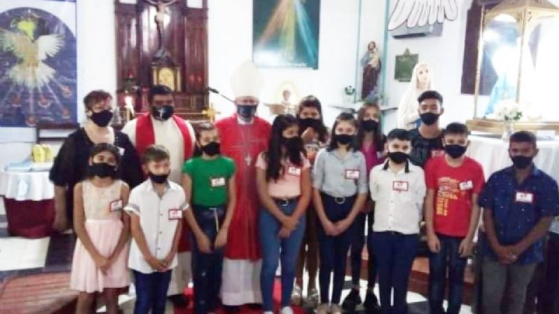 Confirmaciones en la parroquia Virgen del Valle de Icaño