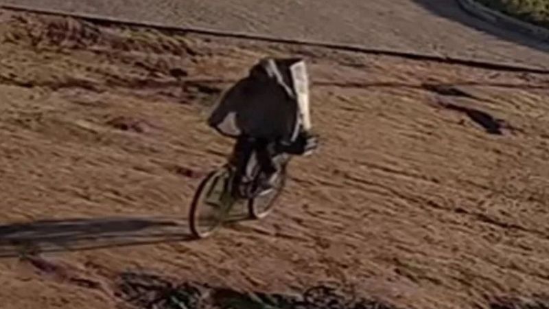 El secuestrador de Maia la escondió en una caja de cartón mientras escapaba