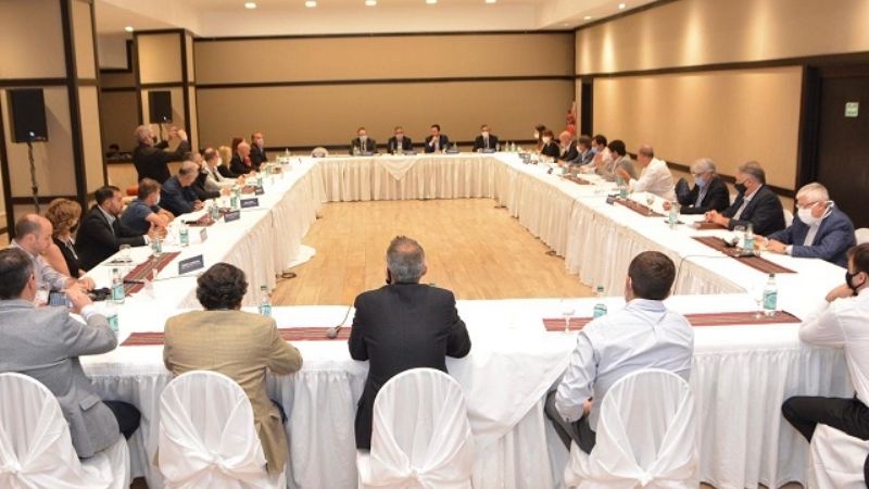 Industriales y funcionarios abrieron la agenda de la cumbre del Norte Grande