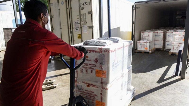 Arribó el nuevo vuelo de Aerolíneas Argentinas con más Sputnik V