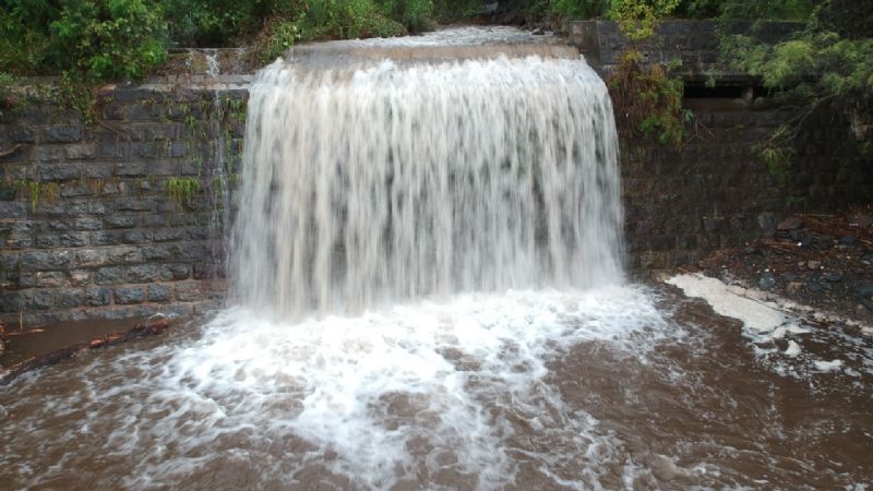 Problemas en el servicio de agua potable en varios barrios