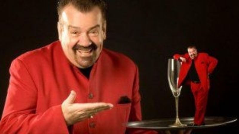 Murió a los 68 años el humorista Carlos Sánchez