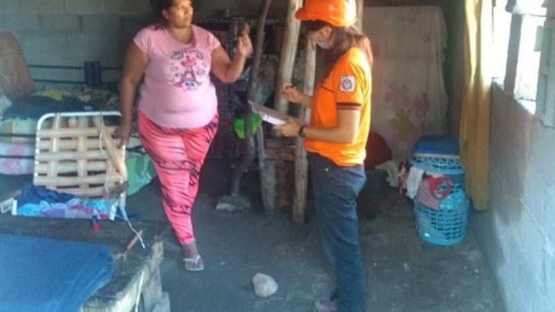 Fuerte operativo de asistencia de Defensa Civil tras la tormenta