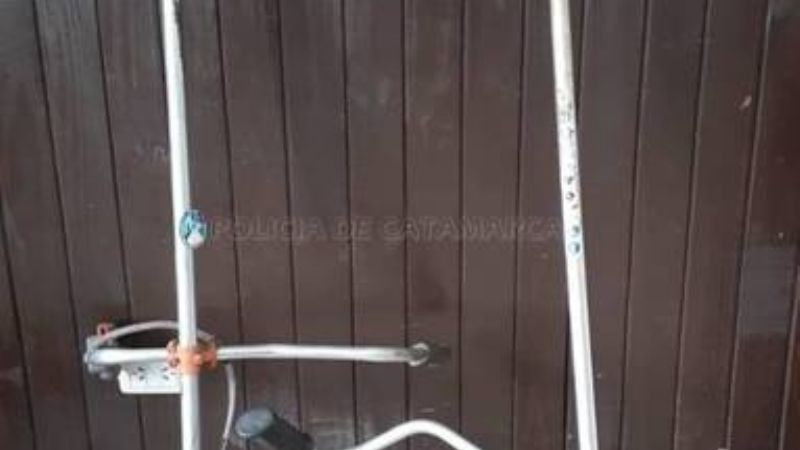 Policías encontraron en un descampado una motoguadaña y una puerta