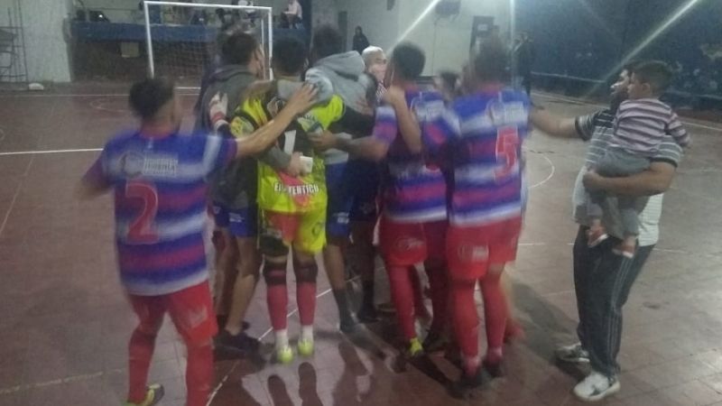El Auténtico Futsal, “campeón de campeones” en Santiago