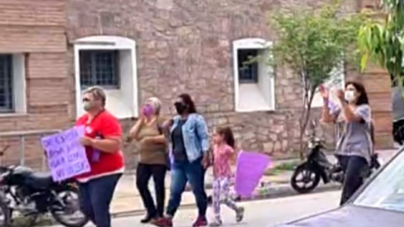 Nueva marcha de mujeres autoconvocadas en Recreo