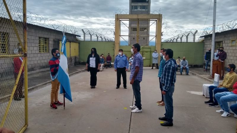 Se egresaron 15 internos del Penal de Varones