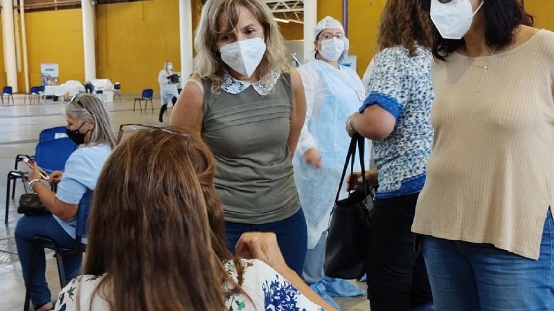 Qué vacuna colocarse, segunda ola y estrategia de vacunación