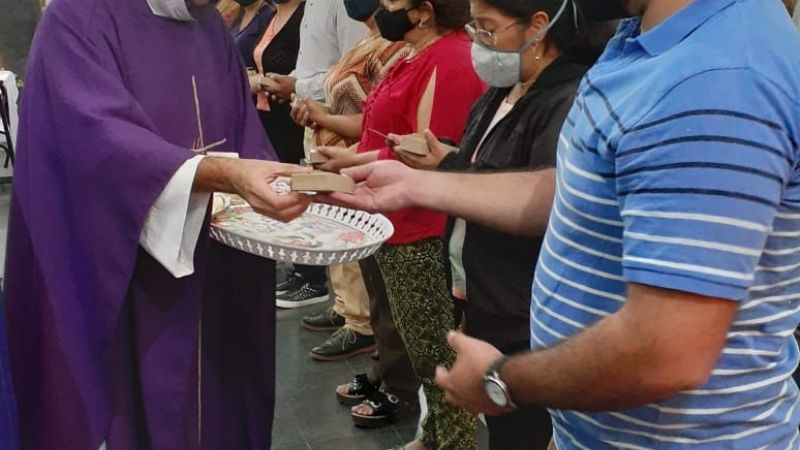 Envío y bendición de catequistas en la parroquia San Nicolás de Bari