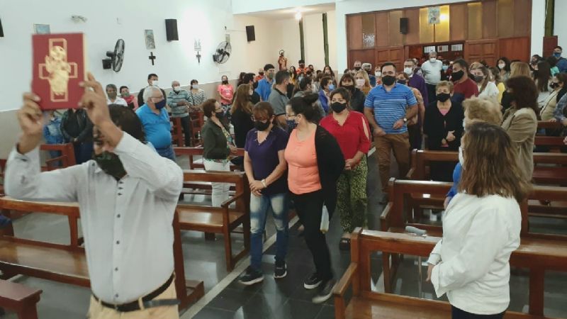 Envío y bendición de catequistas en la parroquia San Nicolás de Bari