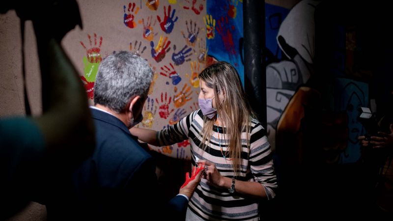 Estela de Carloto saludó a los estudiantes de la Residencia Universitaria